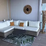 Nepita- Vue Mer- Piscine En De Standing- Clim-wifi