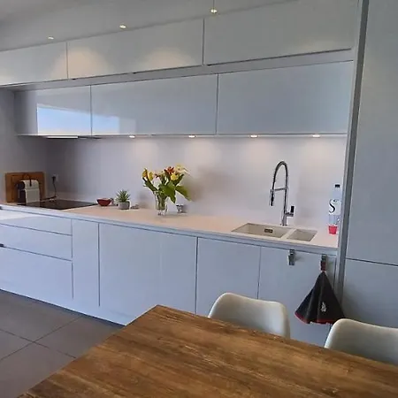 Nepita- Vue Mer- Piscine En De Standing- Clim-wifi * Sari-Solenzara