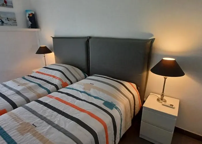 Nepita- Vue Mer- Piscine En De Standing- Clim-wifi Sari-Solenzara