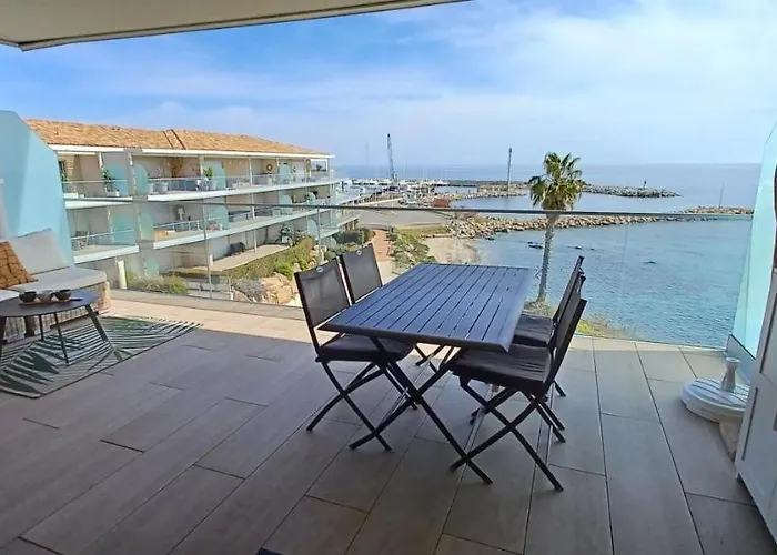 Nepita- Vue Mer- Piscine En De Standing- Clim-wifi *