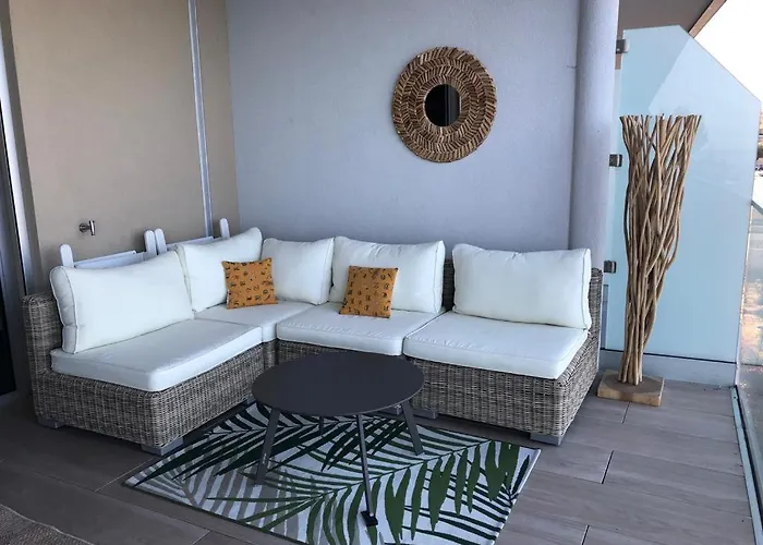 Nepita- Vue Mer- Piscine En De Standing- Clim-wifi